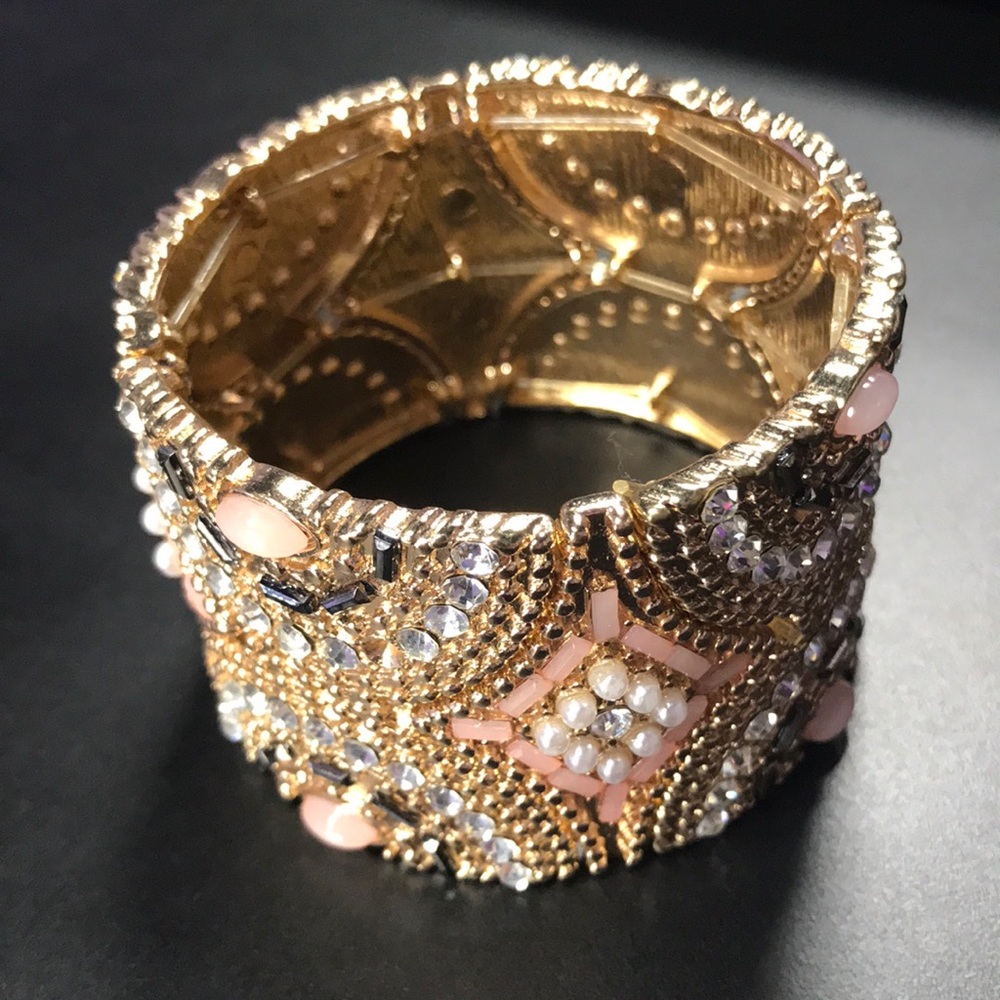 Lia Sophia gold stretch bracelet
